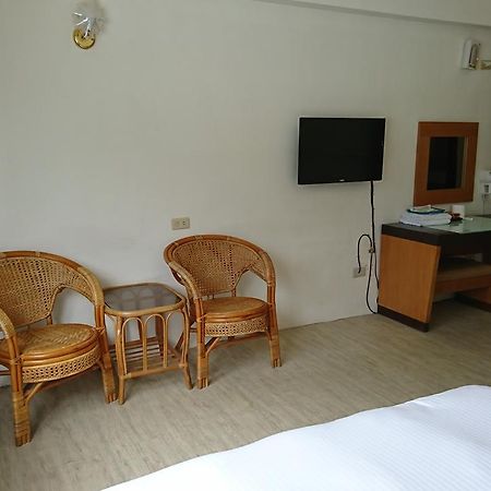 Angela Hotel T'ai-tung Extérieur photo
